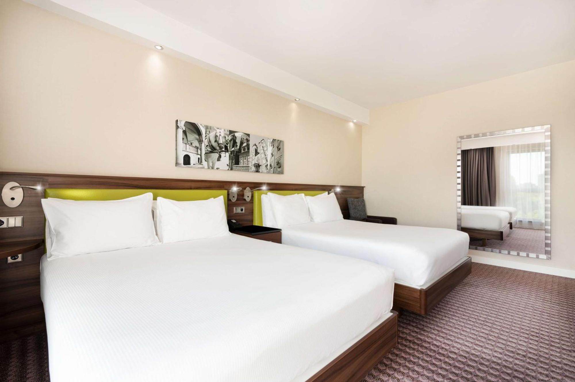 Hampton By Hilton Krakow Hotel Luaran gambar