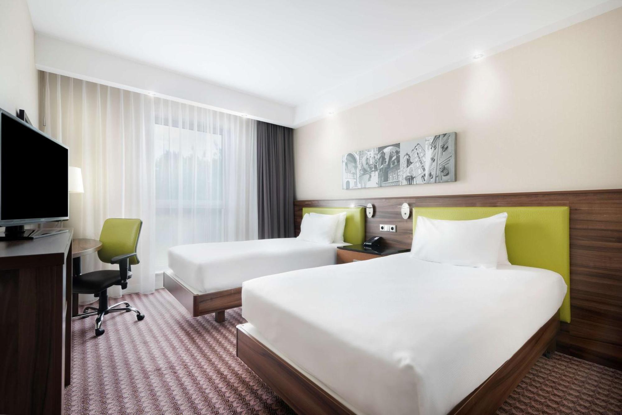 Hampton By Hilton Krakow Hotel Luaran gambar